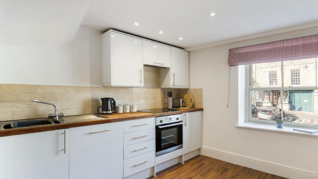 Windrush Villa เบอร์ฟอร์ด ภายนอก รูปภาพ